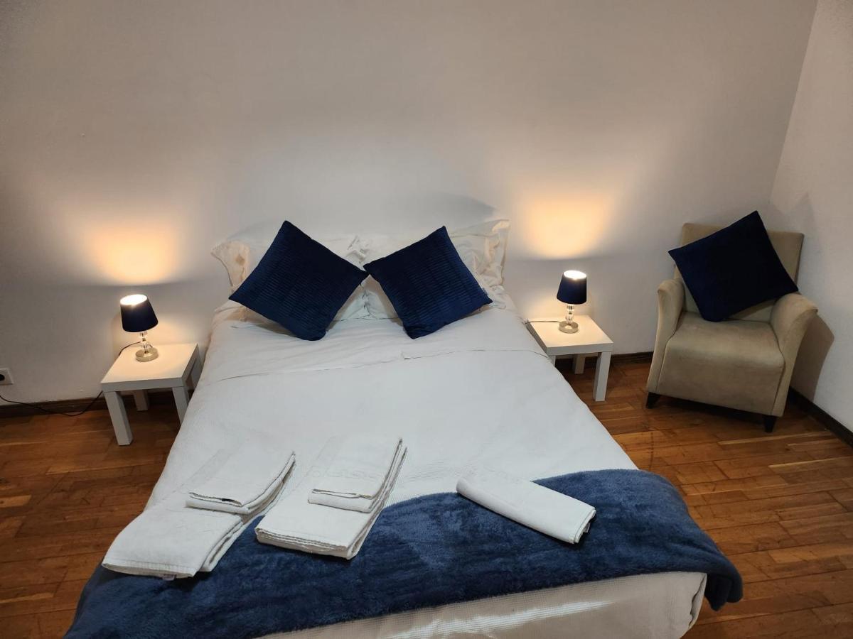 A Casa De Pedra Hotell Amora Eksteriør bilde